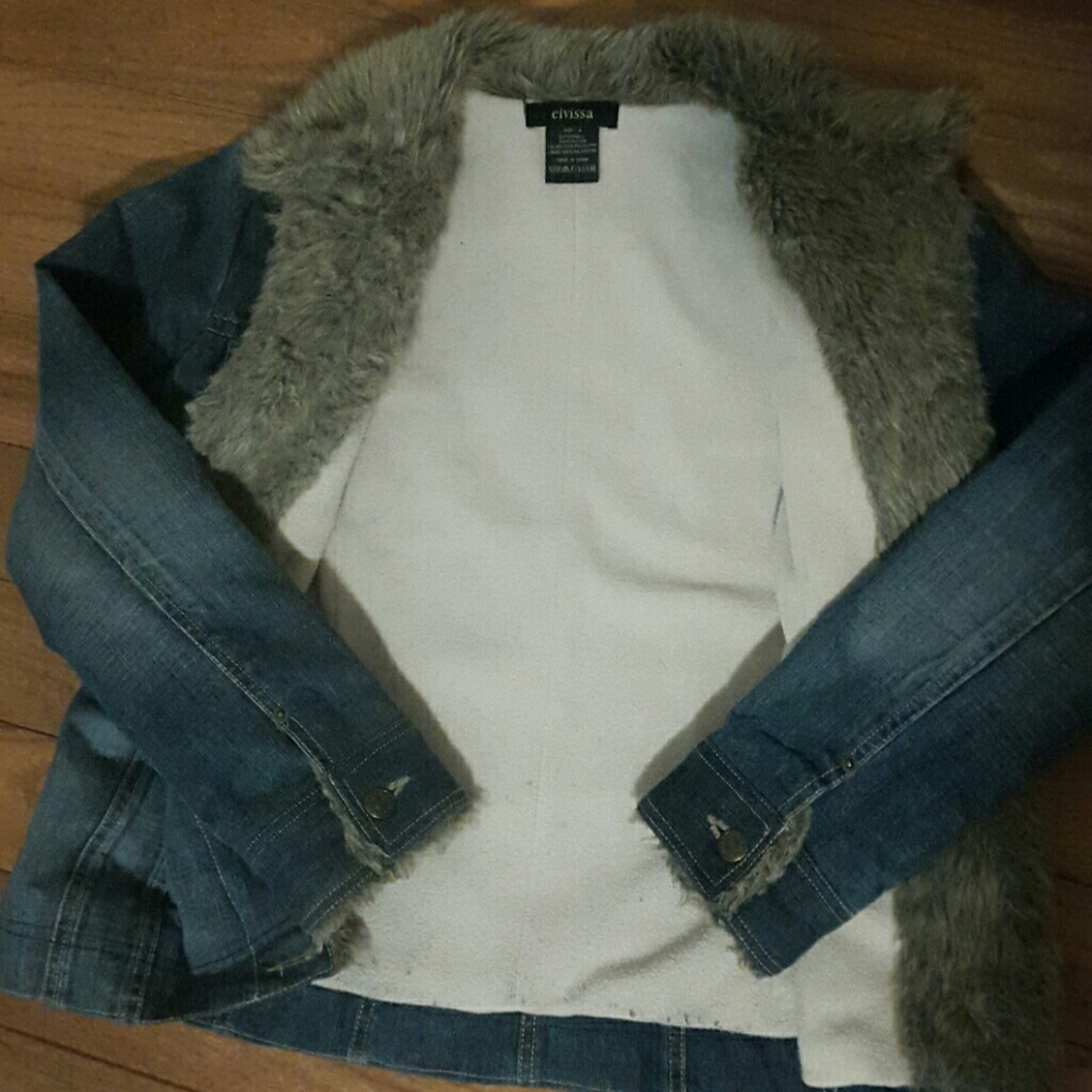 Jean jacket - Picture 5 of 5